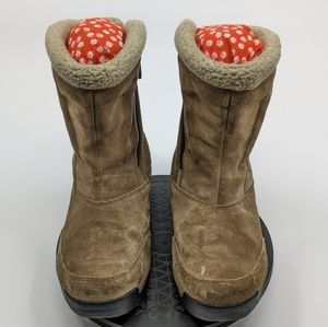 Women's sorell waterproof winter boot size 7.5
